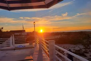 231 Dune Rd, Westhampton Beach, NY 11978 - Photo 23