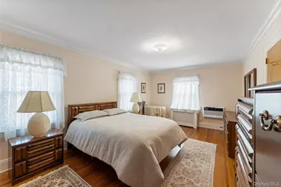 2914 162nd Street, Flushing, NY 11358 - Photo 17