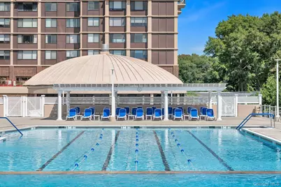 27110 Grand Central Parkway #9T, Floral Park, NY 11005 - Photo 23