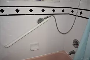 26 Dehaven Dr, Yonkers, NY 10703 - Photo 9