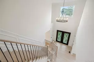 15 Lorraine St, Syosset, NY 11791 - Photo 15