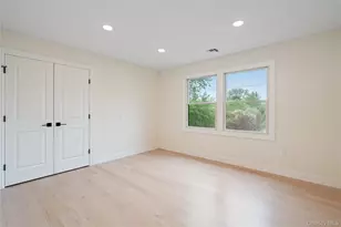 15 Lorraine St, Syosset, NY 11791 - Photo 21