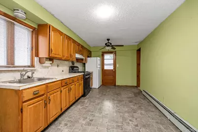 230 Broadway, Lynbrook, NY 11563 - Photo 3