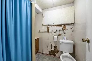 230 Broadway, Lynbrook, NY 11563 - Photo 15