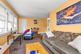 230 Broadway, Lynbrook, NY 11563 - Photo 9