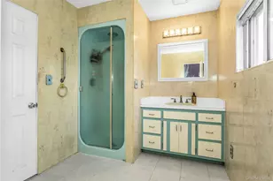 2479 Tonquin St, East Meadow, NY 11554 - Photo 23