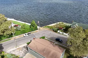 57 Grandview Dr Dr, Blue Point, NY 11715 - Photo 3