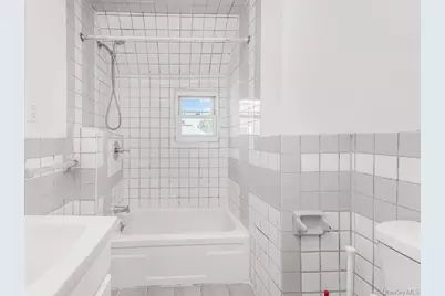 552 N Broadway, Yonkers, NY 10701 - Photo 9