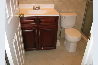 622 S 6th Avenue #A, Mount Vernon, NY 10550 - Photo 17