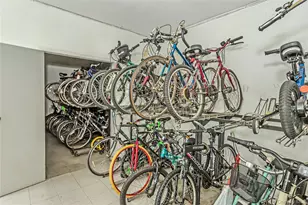 250 W Merrick Rd, Freeport, NY 11520 - Photo 13