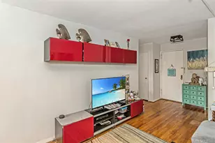 250 W Merrick Rd, Freeport, NY 11520 - Photo 5