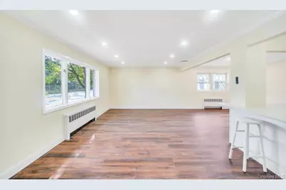 3771 Jerusalem Avenue, Seaford, NY 11783 - Photo 11