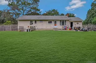 293 Blake Ave, Bohemia, NY 11716 - Photo 7