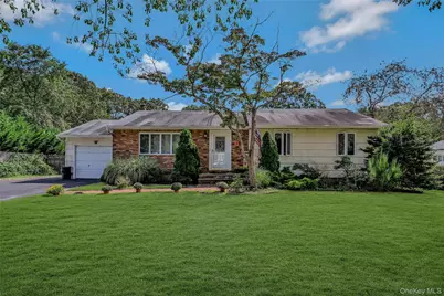 293 Blake Avenue, Bohemia, NY 11716 - Photo 1