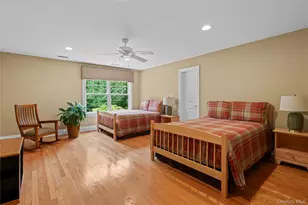 12 Parish Dr, Lattingtown, NY 11560 - Photo 33
