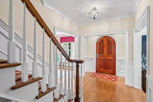 12 Parish Dr, Lattingtown, NY 11560 - Photo 9