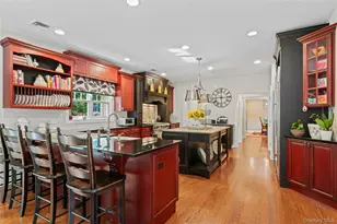 12 Parish Dr, Lattingtown, NY 11560 - Photo 13