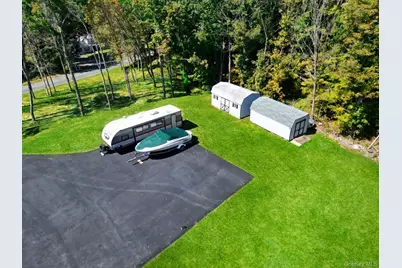 606 Twin Arch Road, Rock Tavern, NY 12575 - Photo 3