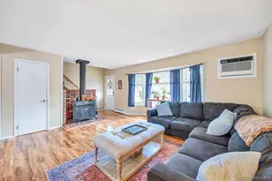 342 Oakland Ave, Miller Place, NY 11764 - Photo 17