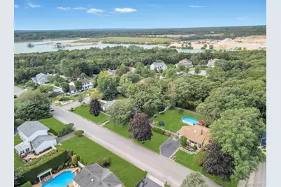 342 Oakland Avenue, Miller Place, NY 11764 - Photo 7