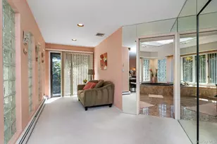 17 Treeview Dr, Melville, NY 11747 - Photo 19