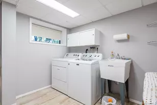 17 Treeview Dr, Melville, NY 11747 - Photo 25