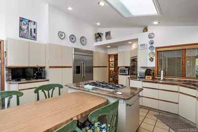 17 Treeview Drive, Melville, NY 11747 - Photo 9