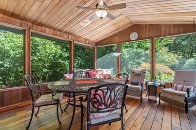 17 Treeview Drive, Melville, NY 11747 - Photo 13