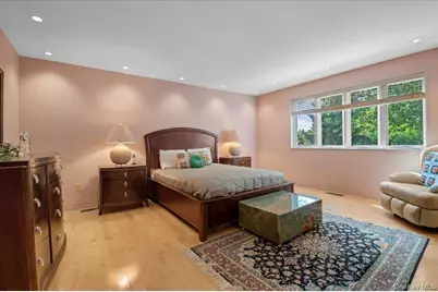 292 Breezyway, Lawrence, NY 11559 - Photo 21