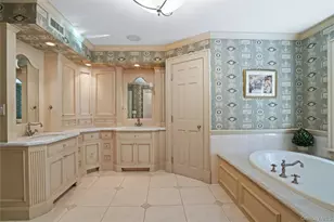 820 Bryant Ave, Roslyn, NY 11576 - Photo 29