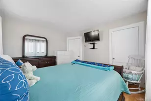 187 S Long Beach Ave, Freeport, NY 11520 - Photo 29