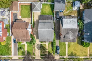 187 S Long Beach Ave, Freeport, NY 11520 - Photo 33