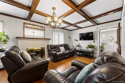 187 S Long Beach Avenue, Freeport, NY 11520 - Photo 11