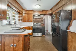 42 Clark St, Poughkeepsie, NY 12601 - Photo 9