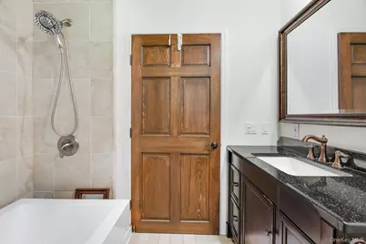 42 Clark Street, Poughkeepsie, NY 12601 - Photo 17