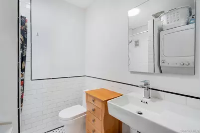 42 Clark Street, Poughkeepsie, NY 12601 - Photo 19