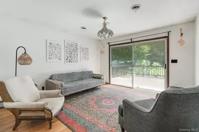 42 Clark Street, Poughkeepsie, NY 12601 - Photo 11