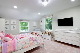 39 Squirrel Hill Rd, East Hills, NY 11577 - Photo 21