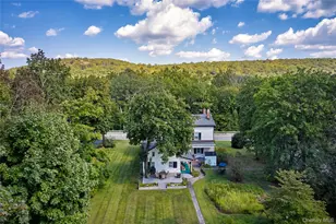 19 Orange Turnpike, Sloatsburg, NY 10974 - Photo 5