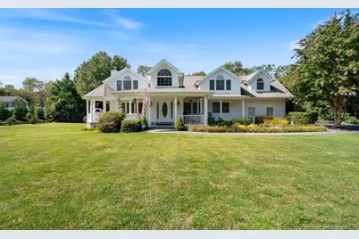 6 Daniel Way, Setauket, NY 11733 - Photo 3