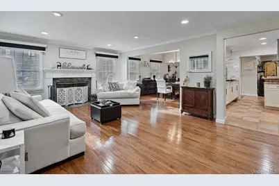 6 Daniel Way, Setauket, NY 11733 - Photo 7