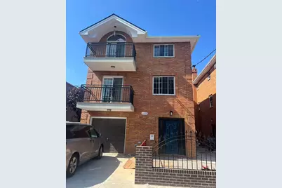 1109 Clarence Avenue, Bronx, NY 10465 - Photo 1