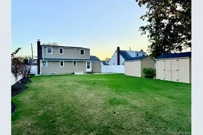 27 Central Avenue, North Babylon, NY 11703 - Photo 33