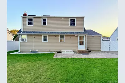 27 Central Avenue, North Babylon, NY 11703 - Photo 31