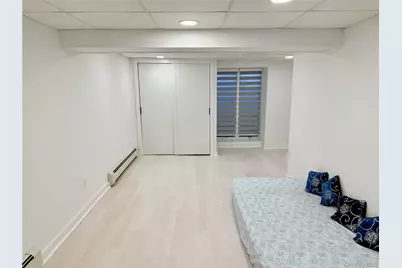 27 Central Avenue, North Babylon, NY 11703 - Photo 19