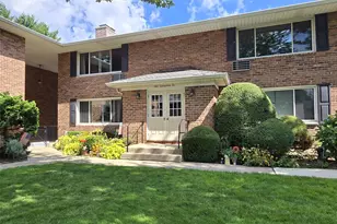 265 Edmunton, North Babylon, NY 11703 - Photo 3