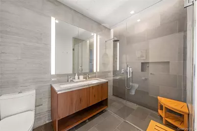 21-21 31st Street #4E, Astoria, NY 11105 - Photo 15