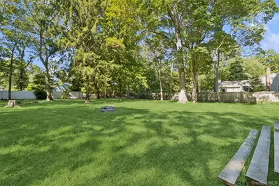 44 S Swezeytown Road, Middle Island, NY 11953 - Photo 23