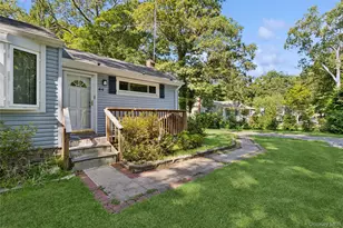 44 S Swezeytown Rd, Middle Island, NY 11953 - Photo 29