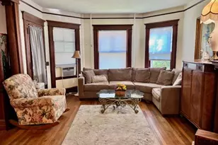 761 E Main St, Riverhead, NY 11901 - Photo 3